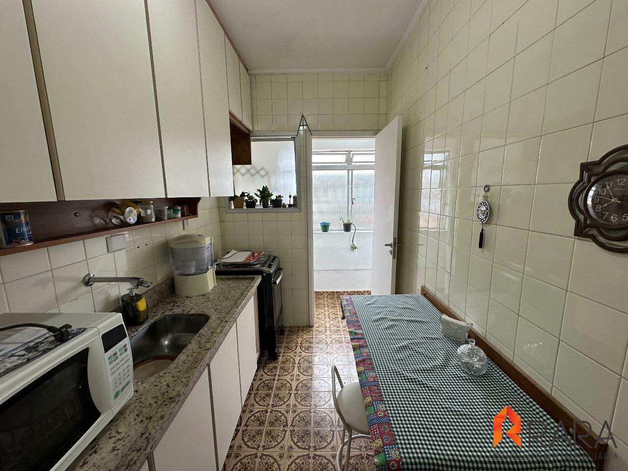 Apartamento à venda com 1 quarto, 46m² - Foto 13