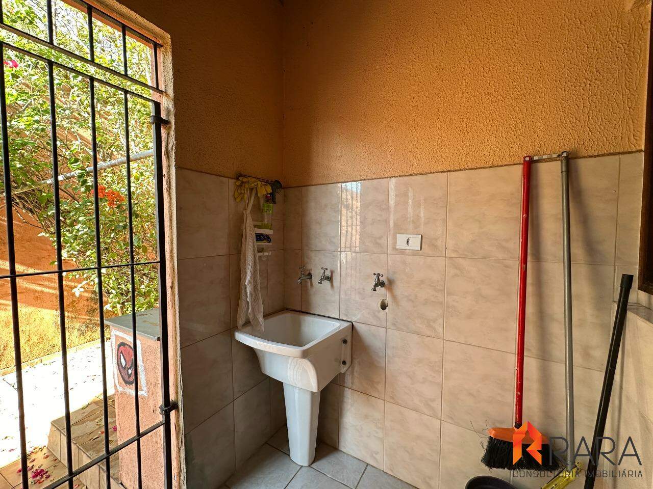 Casa à venda com 3 quartos, 127m² - Foto 13