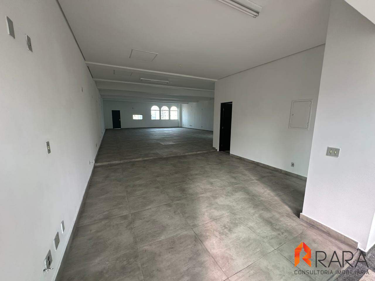 Prédio Inteiro para alugar com 3 quartos, 580m² - Foto 5