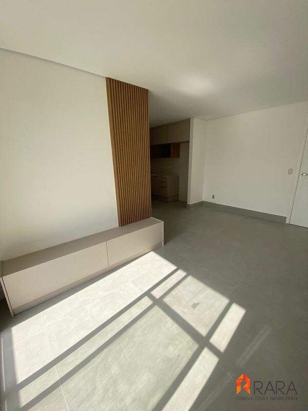 Apartamento à venda com 2 quartos, 55m² - Foto 4