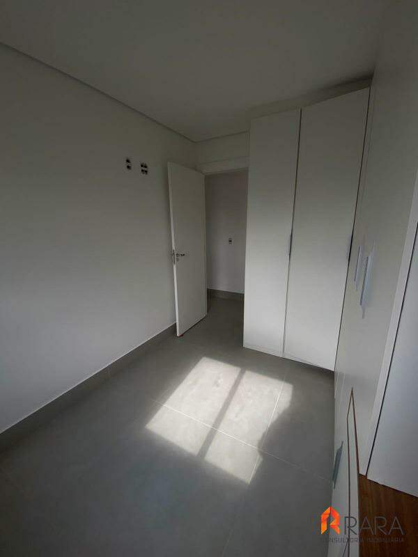 Apartamento à venda com 2 quartos, 55m² - Foto 11