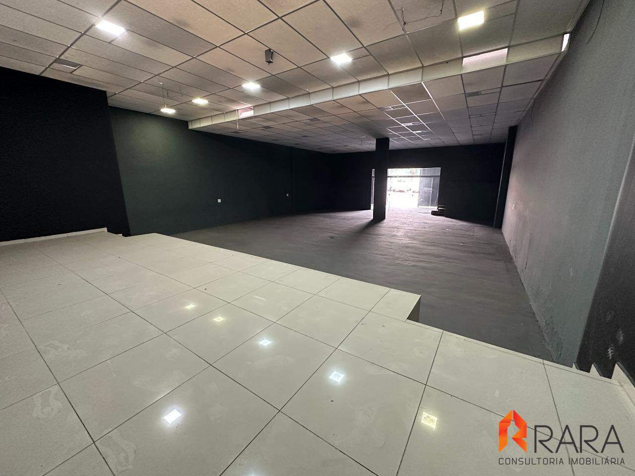 Depósito-Galpão-Armazém para alugar, 373m² - Foto 2