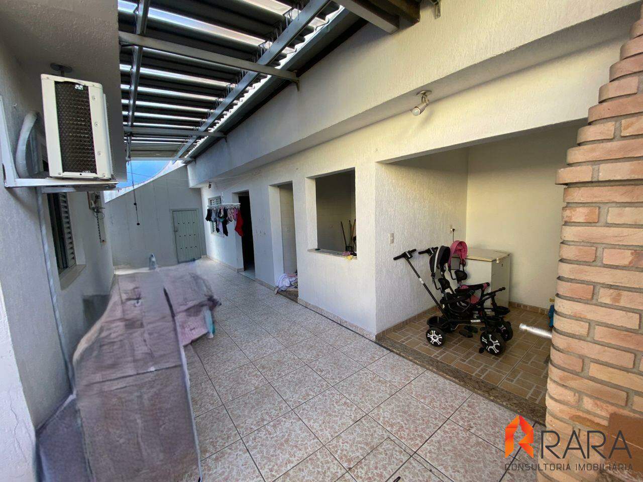 Casa à venda com 4 quartos, 298m² - Foto 19