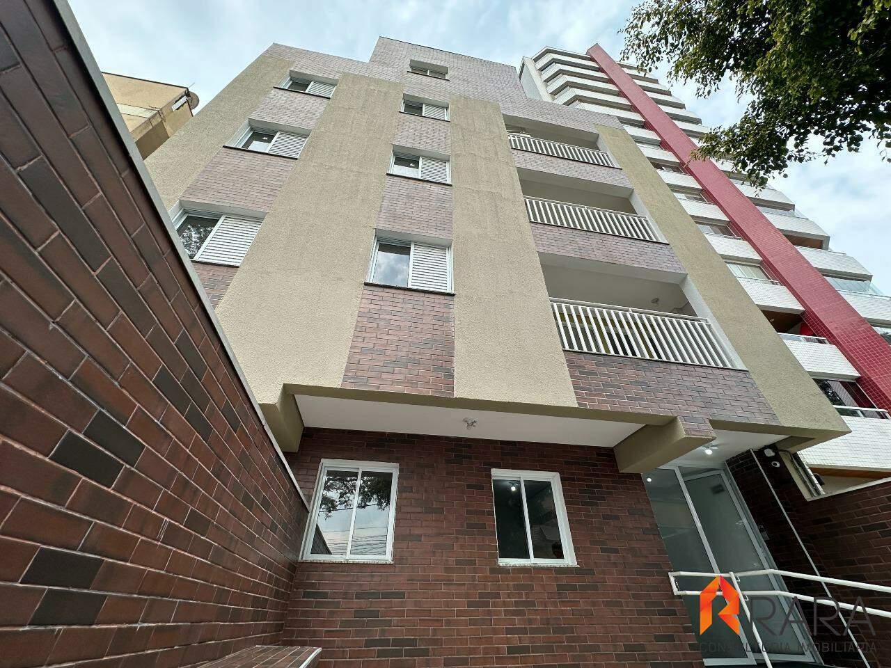 Apartamento à venda com 2 quartos, 57m² - Foto 1