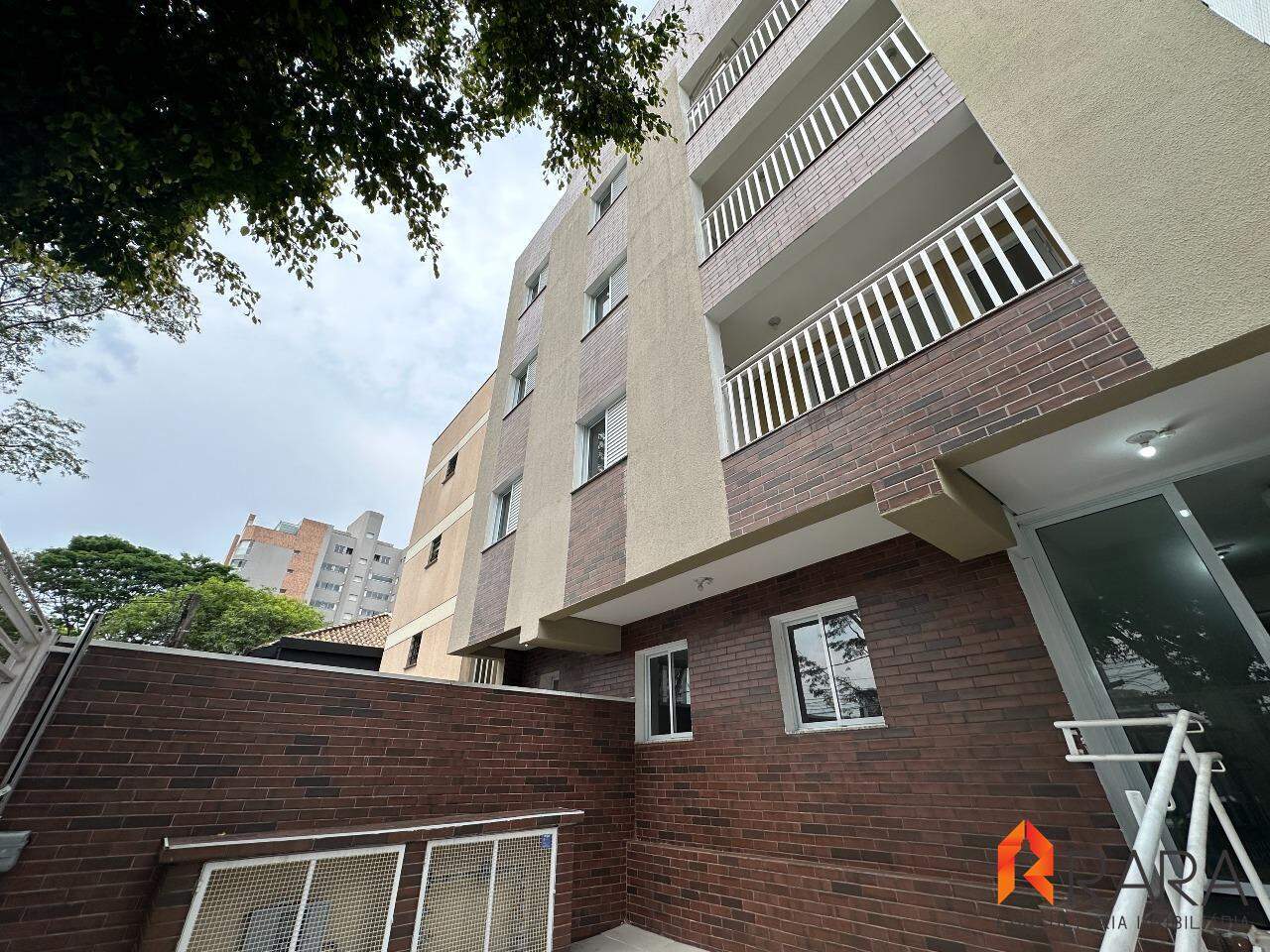 Apartamento à venda com 2 quartos, 63m² - Foto 1