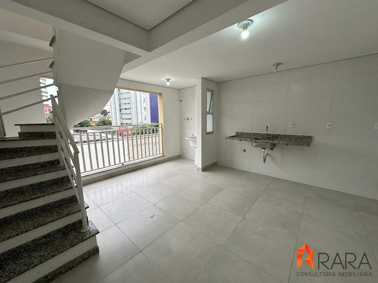 Apartamento à venda com 3 quartos, 133m² - Foto 3