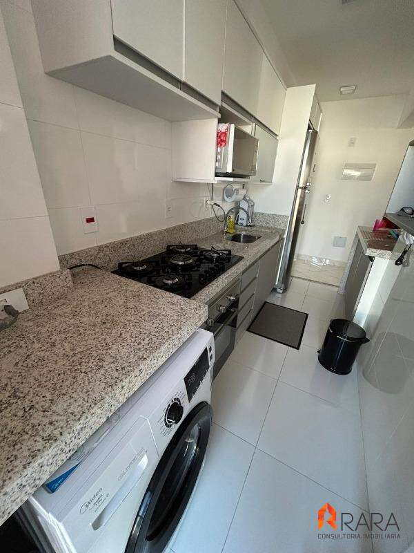 Apartamento à venda com 2 quartos, 57m² - Foto 17