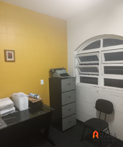 Sobrado para alugar com 3 quartos, 227m² - Foto 2