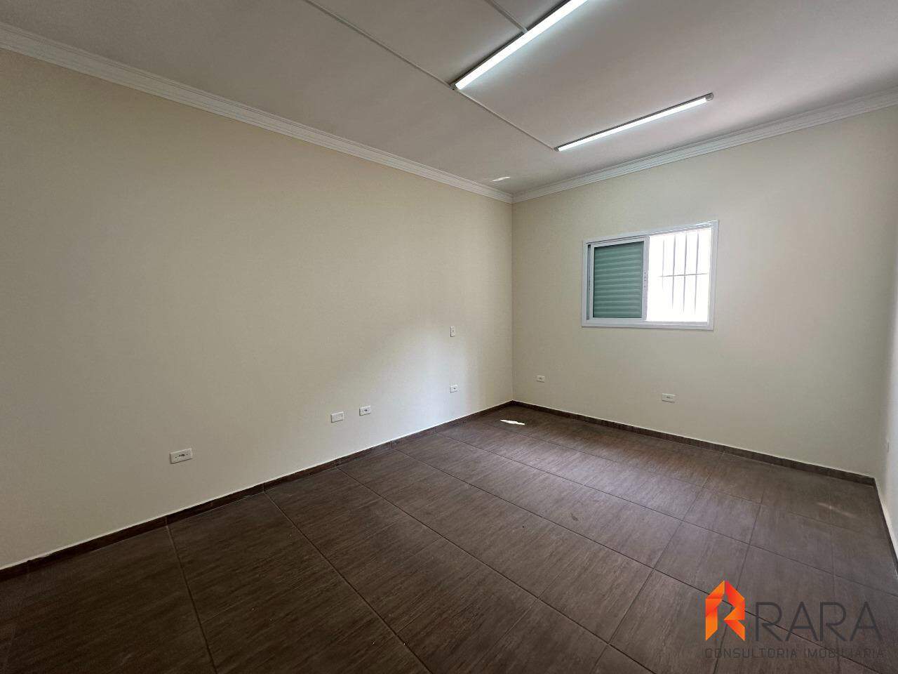 Sobrado para alugar com 5 quartos, 270m² - Foto 2