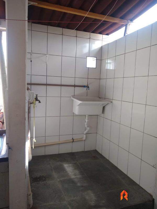 Casa para alugar com 3 quartos, 131m² - Foto 17