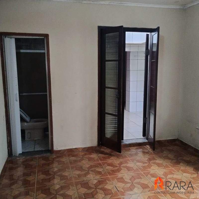 Casa para alugar com 3 quartos, 131m² - Foto 4