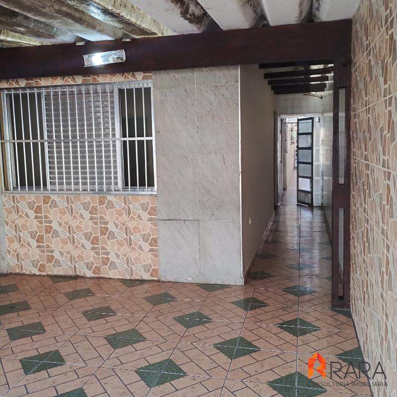 Casa para alugar com 3 quartos, 131m² - Foto 2