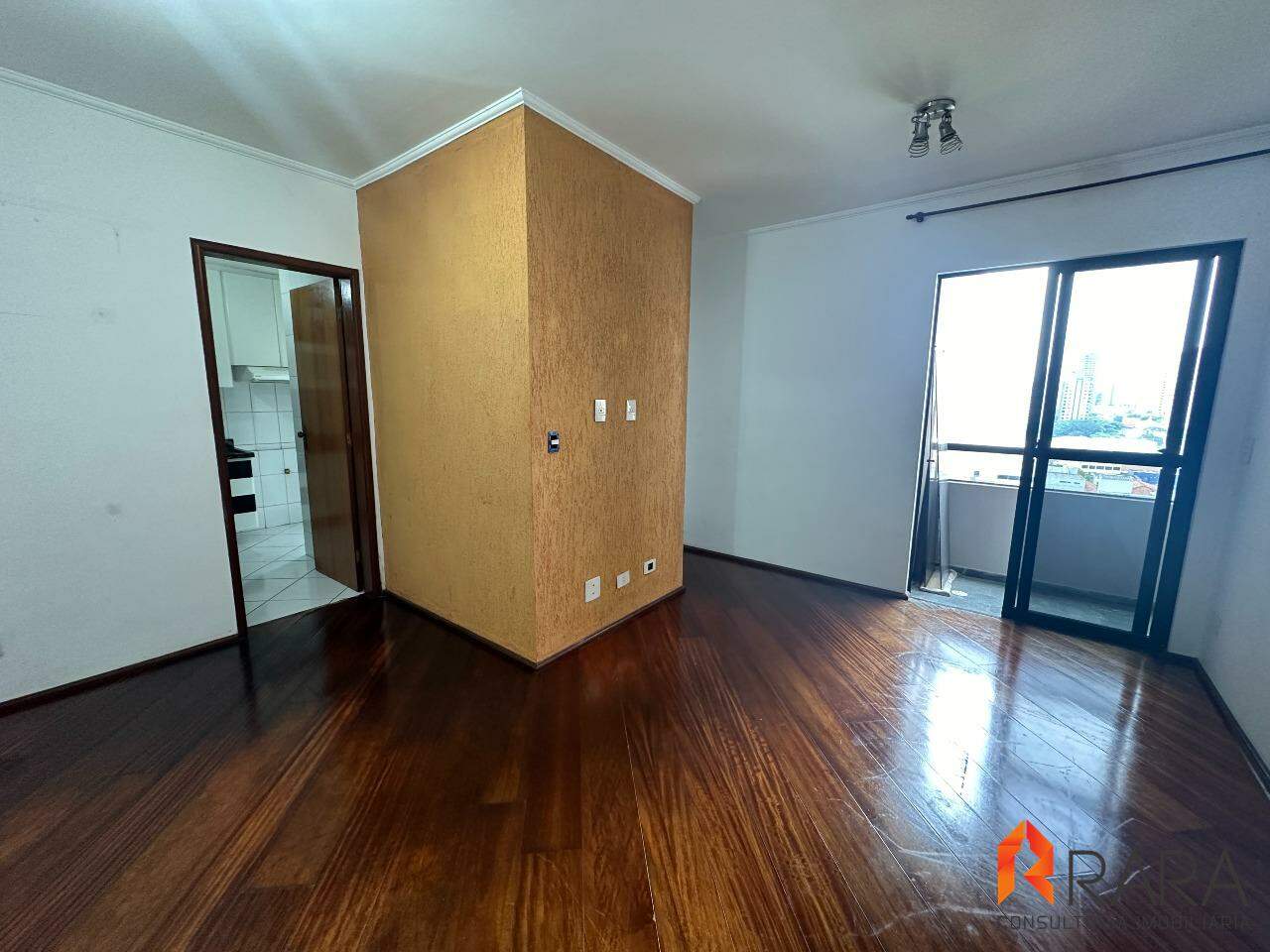 Apartamento à venda com 2 quartos, 76m² - Foto 1