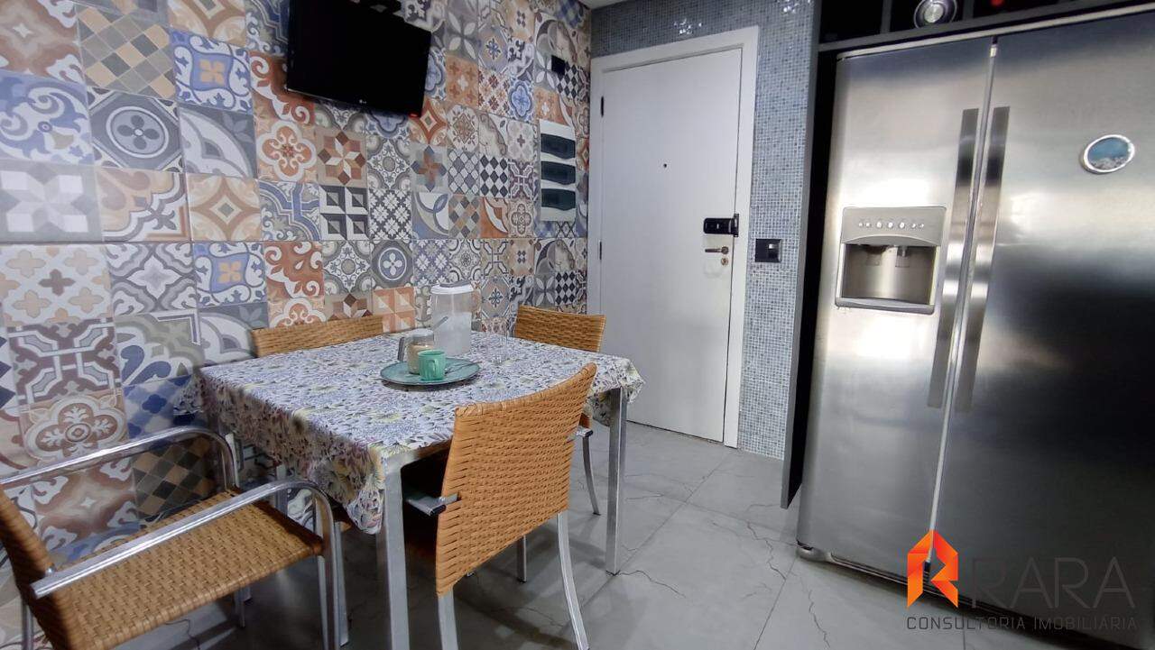 Apartamento à venda com 3 quartos, 158m² - Foto 15