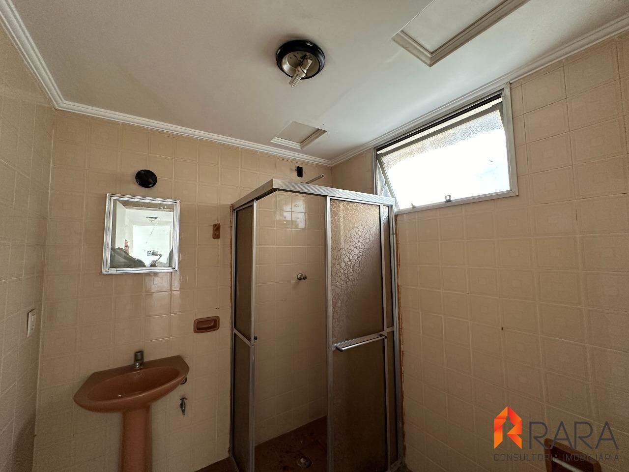 Apartamento para alugar com 2 quartos, 85m² - Foto 12