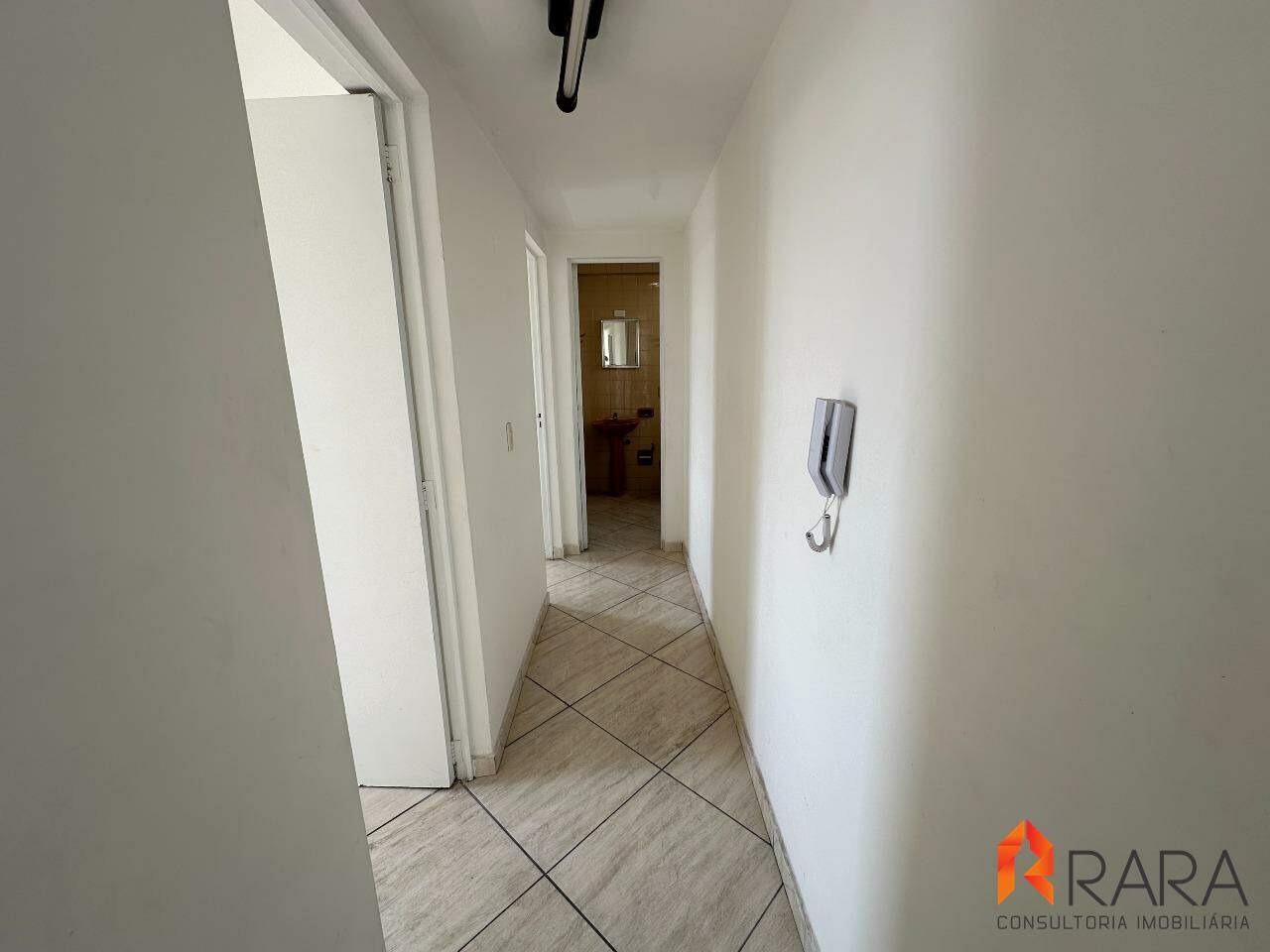 Apartamento para alugar com 2 quartos, 85m² - Foto 18