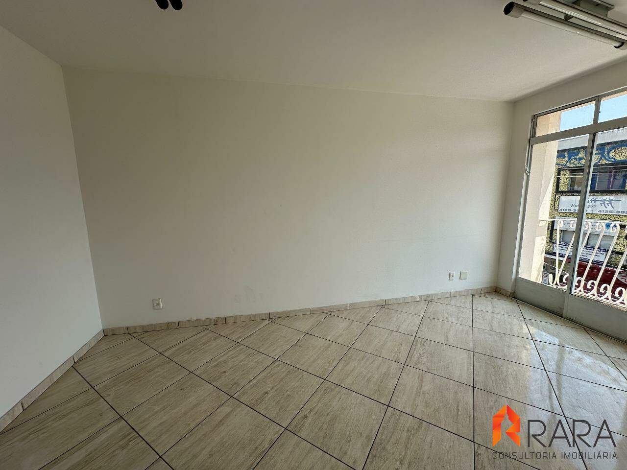 Apartamento para alugar com 2 quartos, 85m² - Foto 3