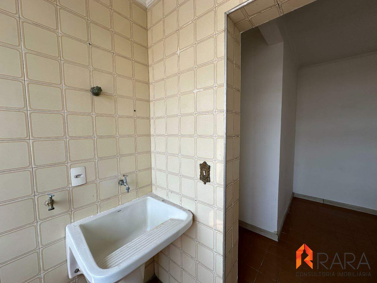 Apartamento para alugar com 2 quartos, 85m² - Foto 15