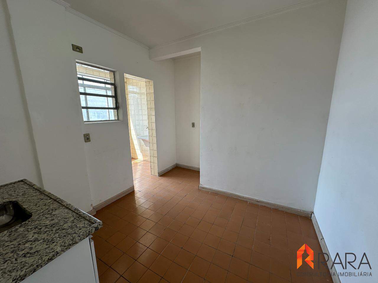 Apartamento para alugar com 2 quartos, 85m² - Foto 12