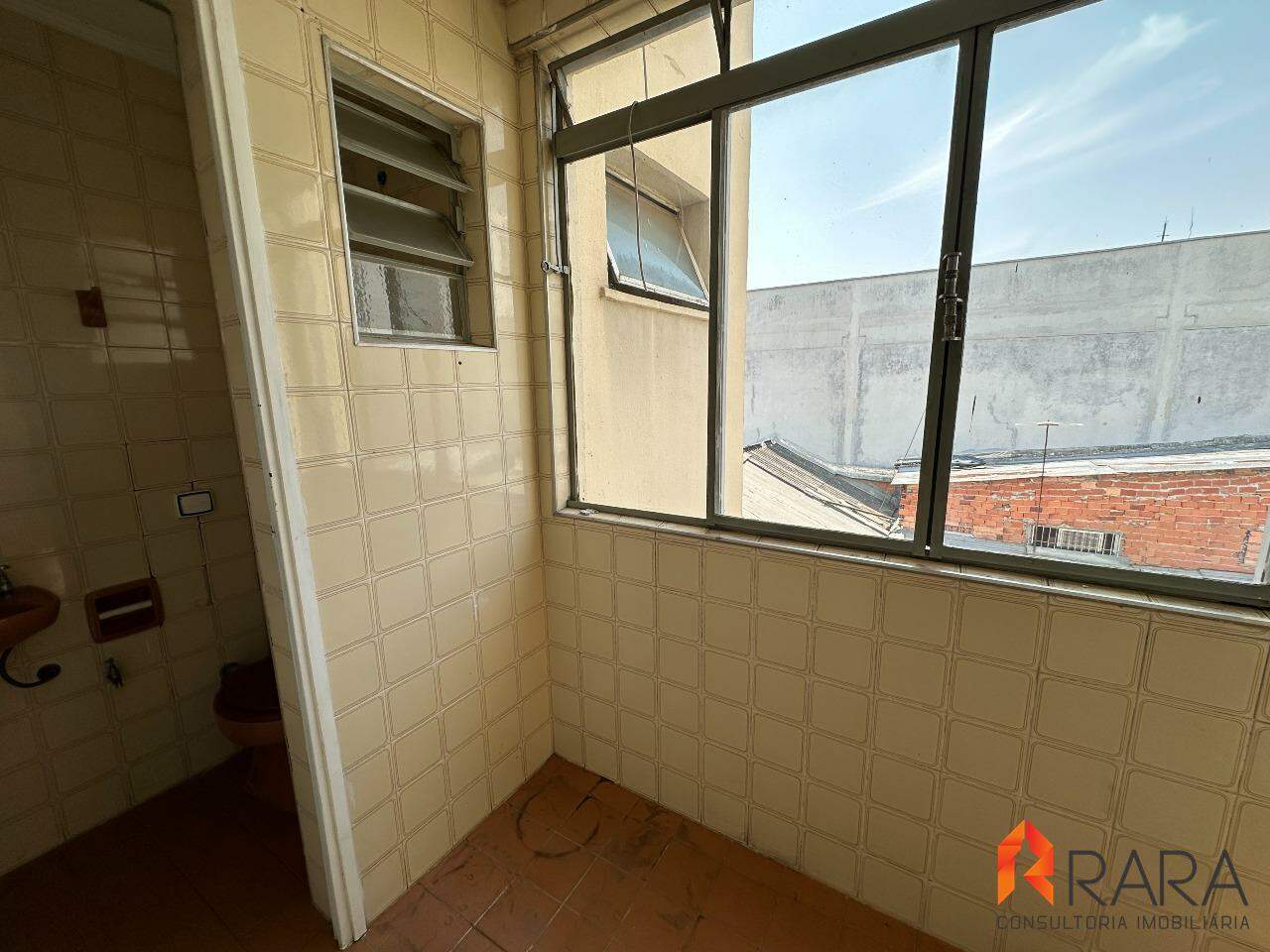 Apartamento para alugar com 2 quartos, 85m² - Foto 14