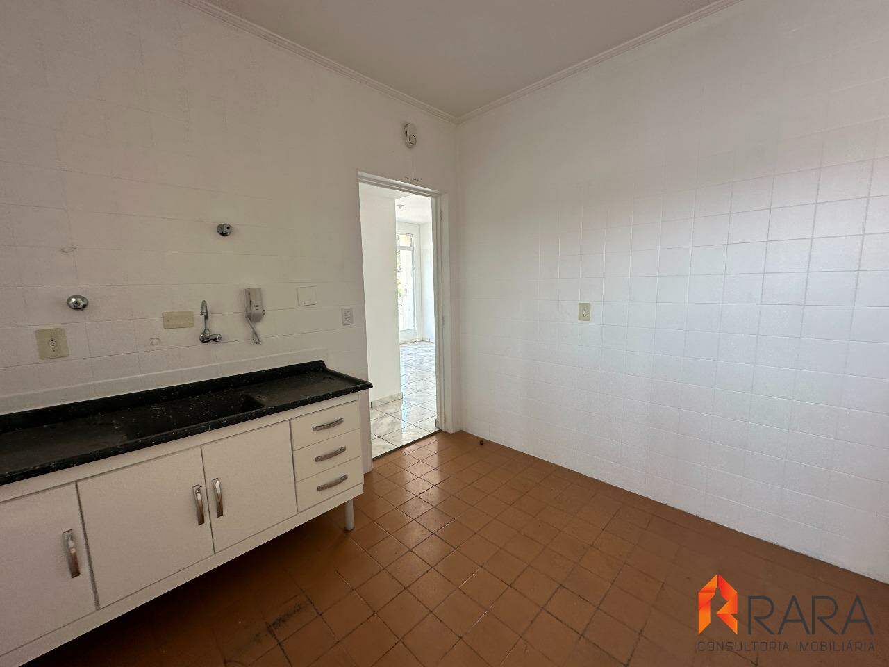 Apartamento para alugar com 2 quartos, 85m² - Foto 10