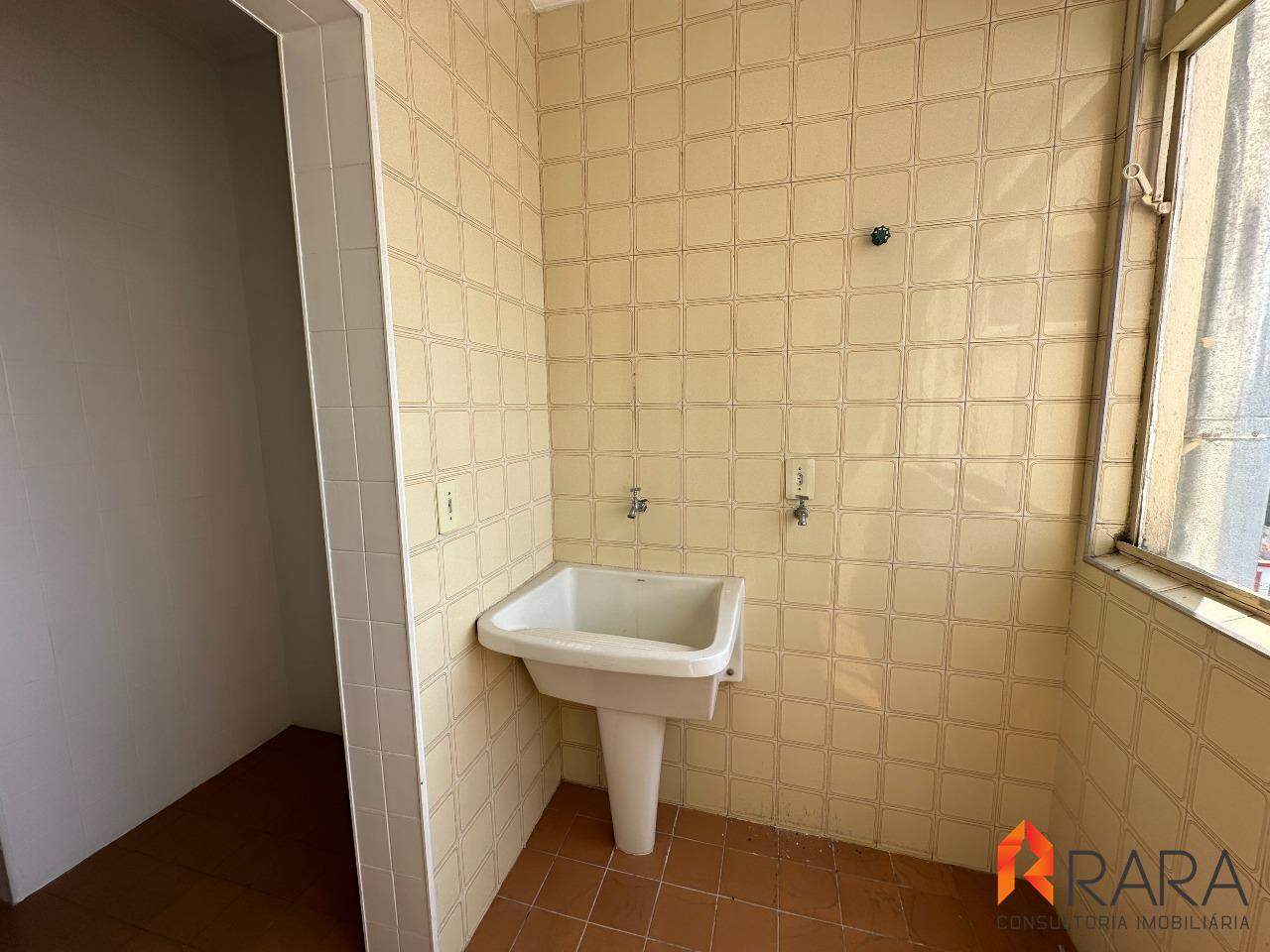 Apartamento para alugar com 2 quartos, 85m² - Foto 17