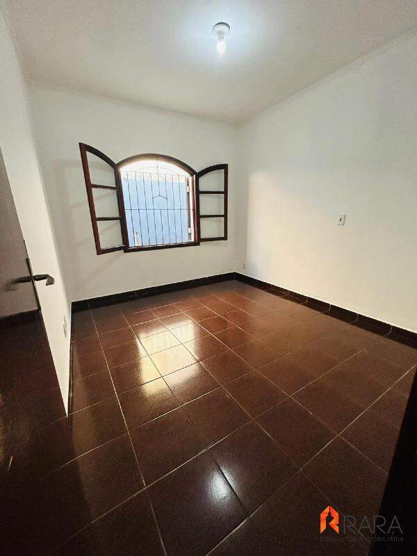 Casa para alugar com 3 quartos, 185m² - Foto 6