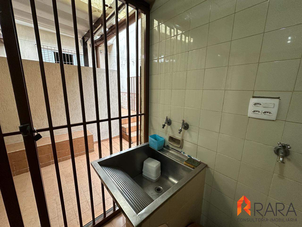 Sobrado para alugar com 4 quartos, 254m² - Foto 19