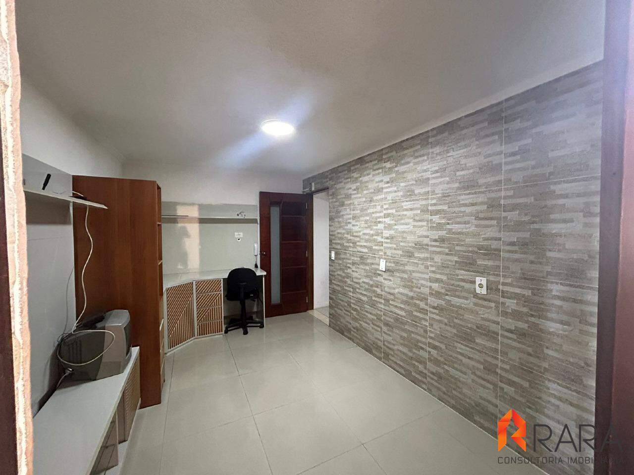 Sobrado à venda com 4 quartos, 220m² - Foto 5