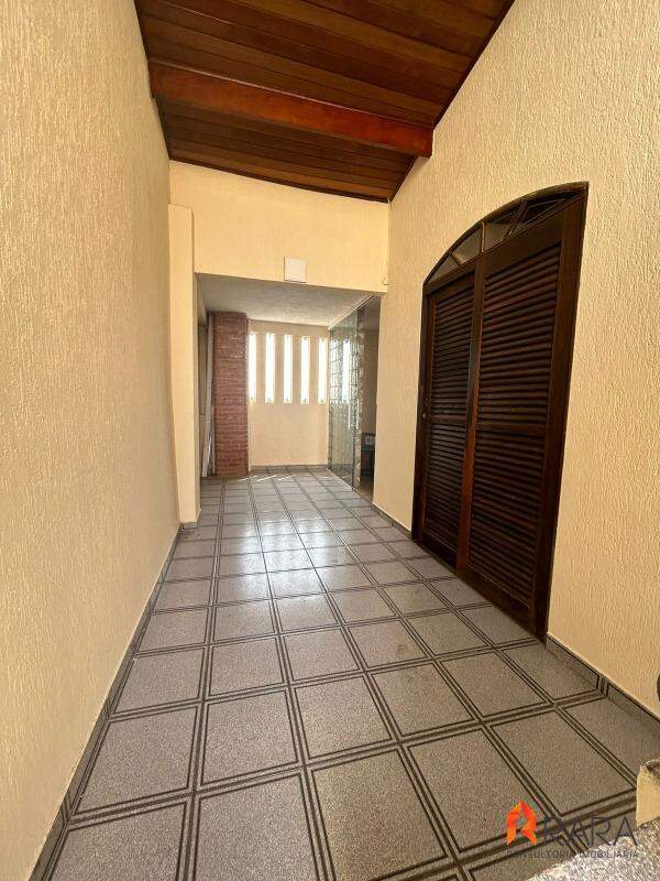 Sobrado à venda com 4 quartos, 220m² - Foto 24