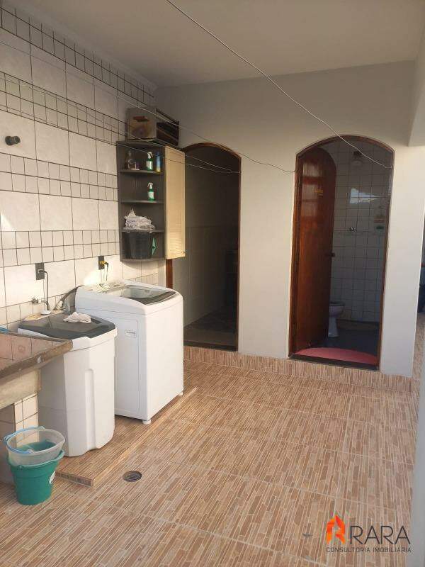 Sobrado à venda com 3 quartos, 326m² - Foto 14