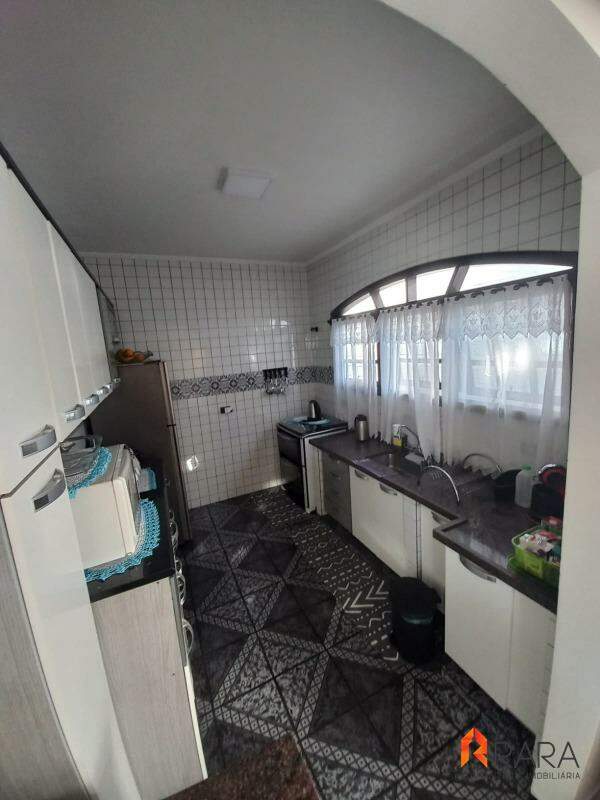 Sobrado à venda com 3 quartos, 326m² - Foto 10