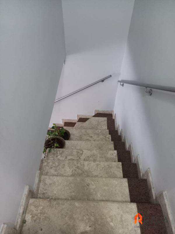 Sobrado à venda com 3 quartos, 140m² - Foto 2