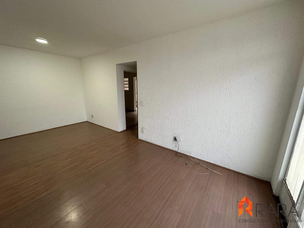 Apartamento para alugar com 2 quartos, 85m² - Foto 3