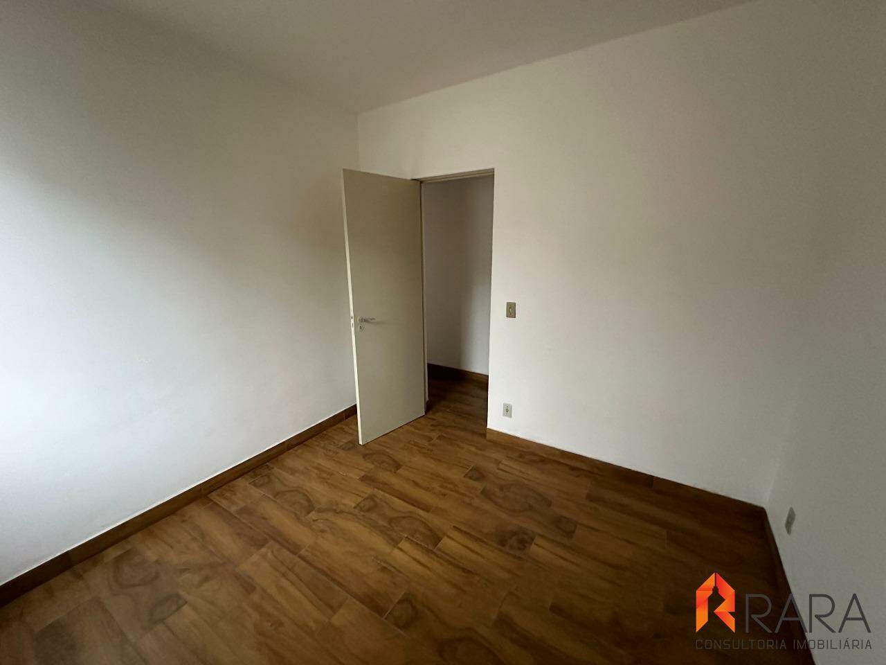 Apartamento para alugar com 2 quartos, 85m² - Foto 12