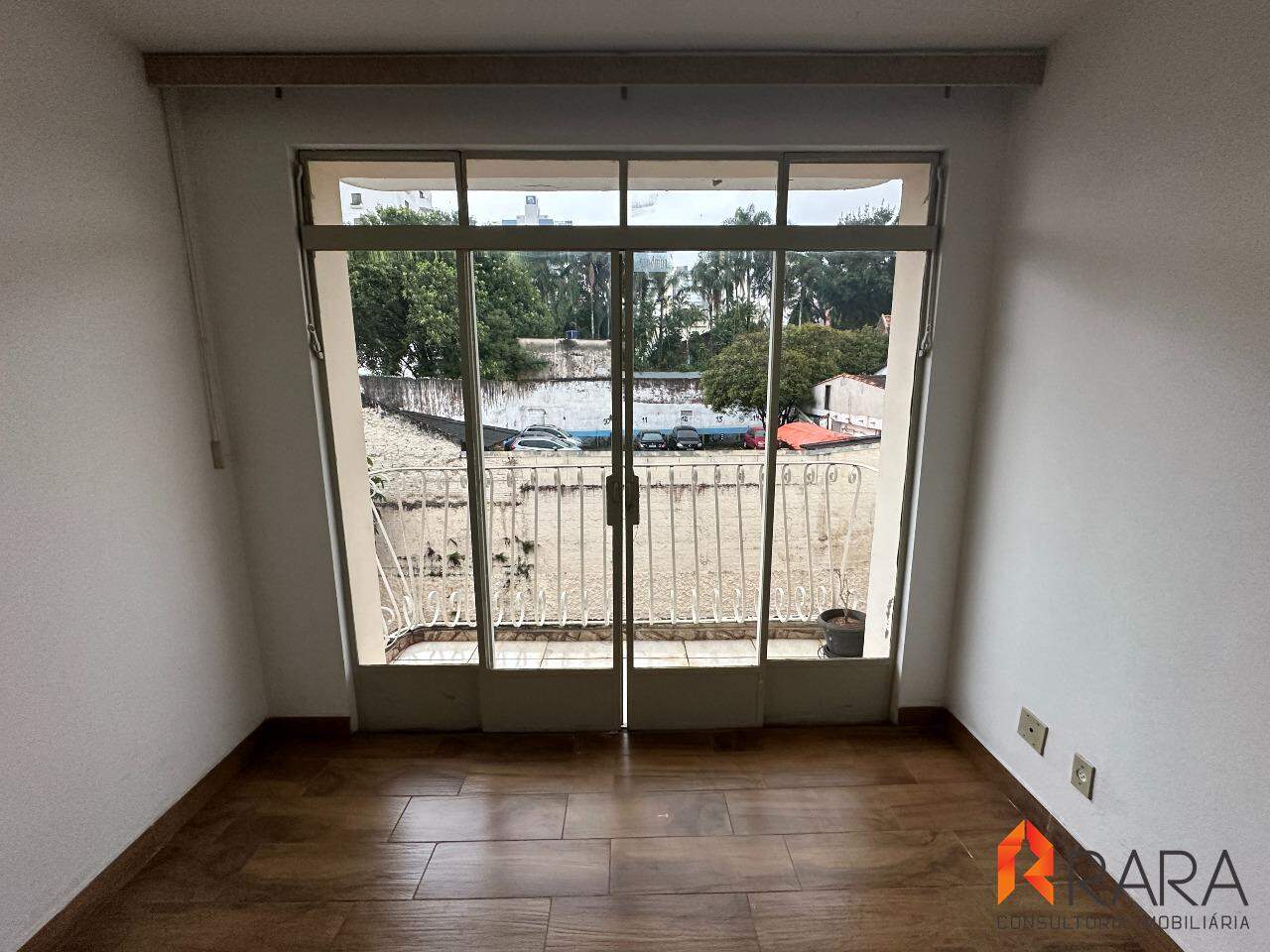 Apartamento para alugar com 2 quartos, 85m² - Foto 4