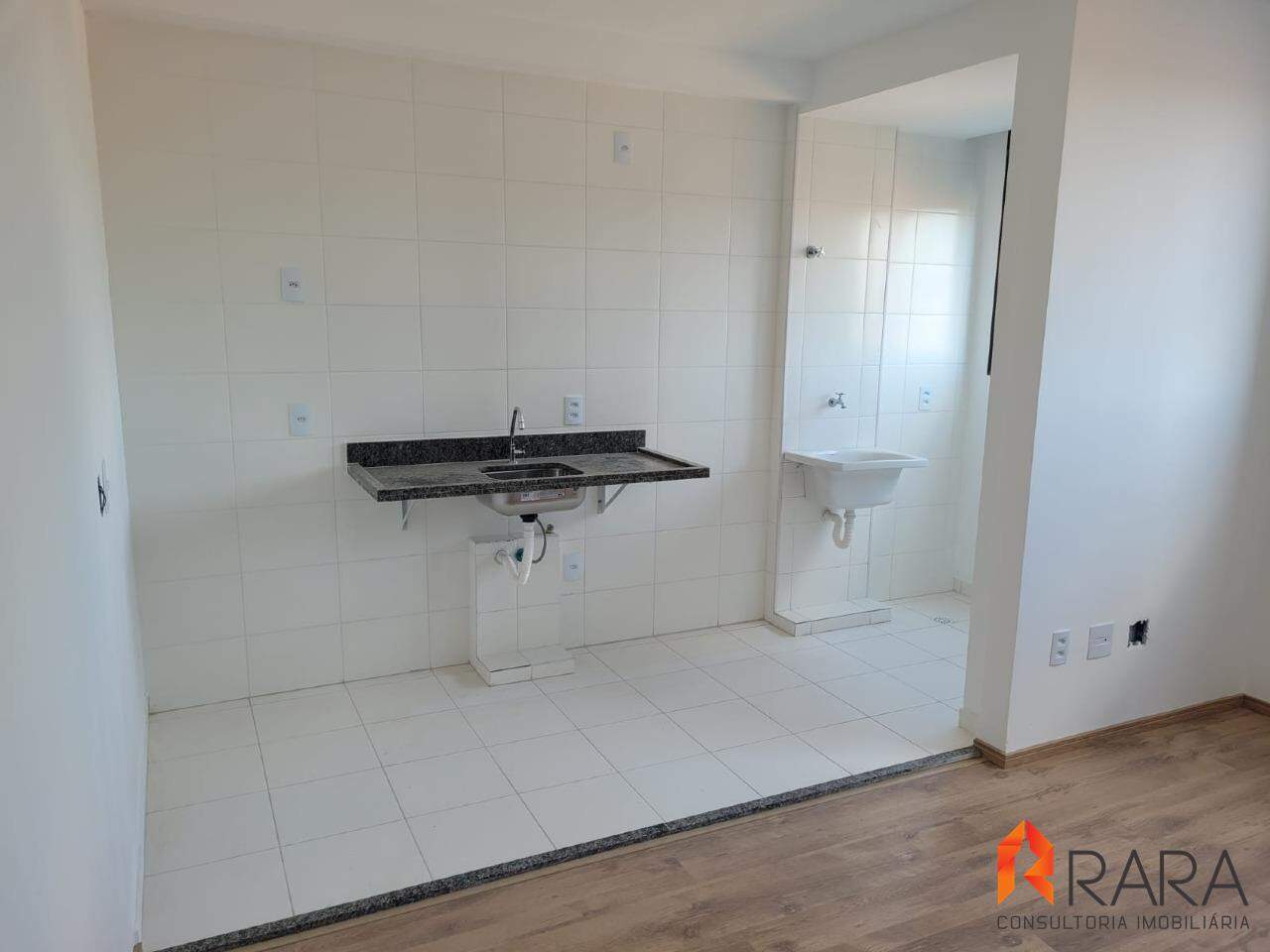 Apartamento à venda com 2 quartos, 39m² - Foto 4