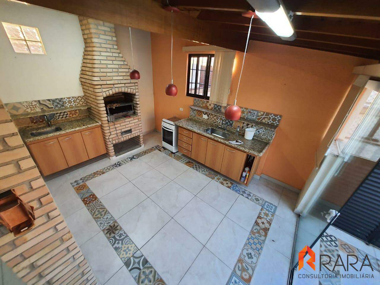 Apartamento para alugar com 2 quartos, 140m² - Foto 1
