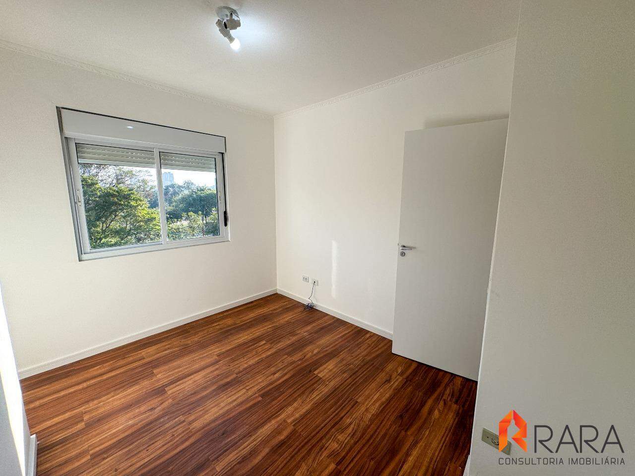 Apartamento à venda com 3 quartos, 94m² - Foto 8