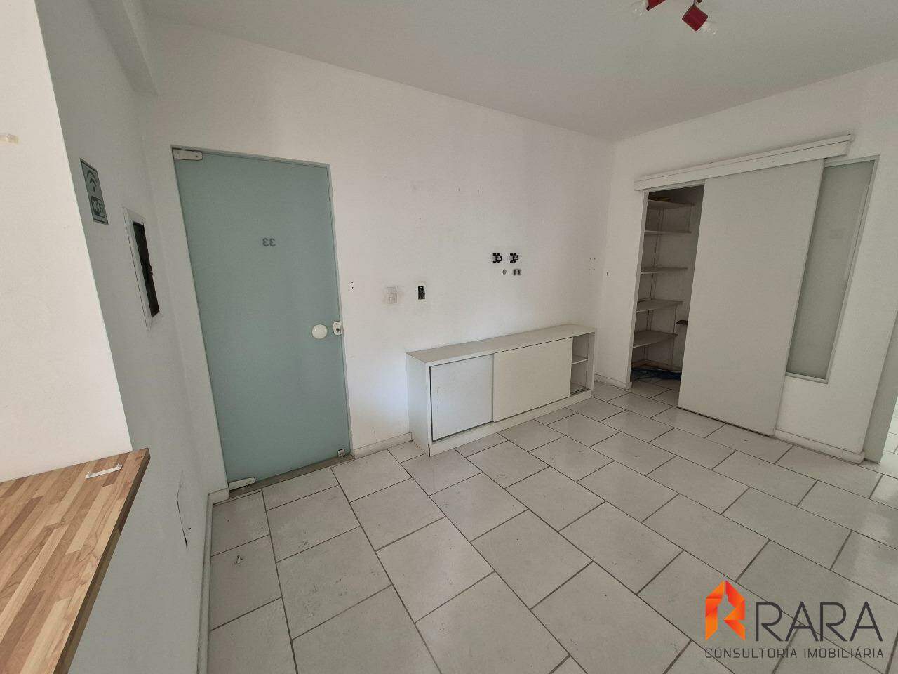Conjunto Comercial-Sala para alugar, 60m² - Foto 2