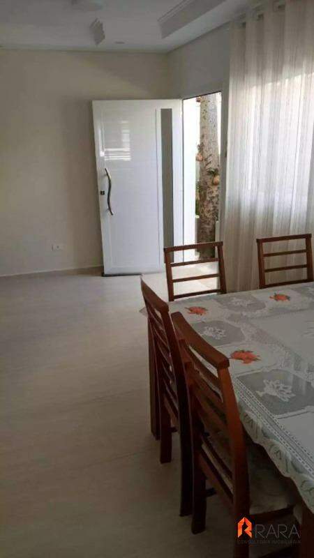 Casa para alugar com 2 quartos, 232m² - Foto 4