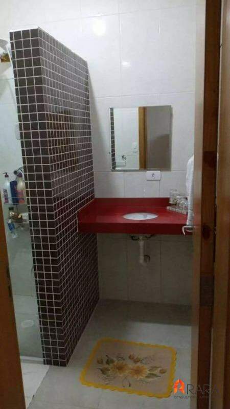 Casa para alugar com 2 quartos, 232m² - Foto 12