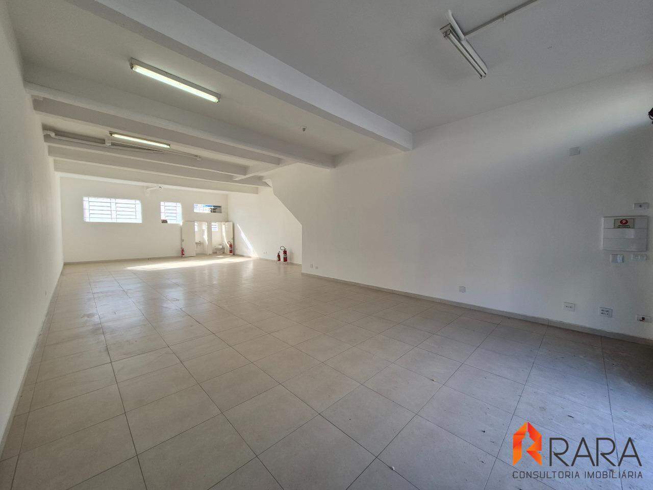Loja-Salão para alugar, 180m² - Foto 2