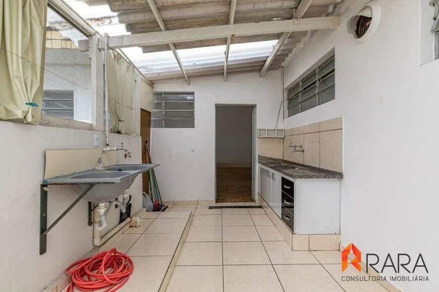 Sobrado para alugar com 5 quartos, 300m² - Foto 3