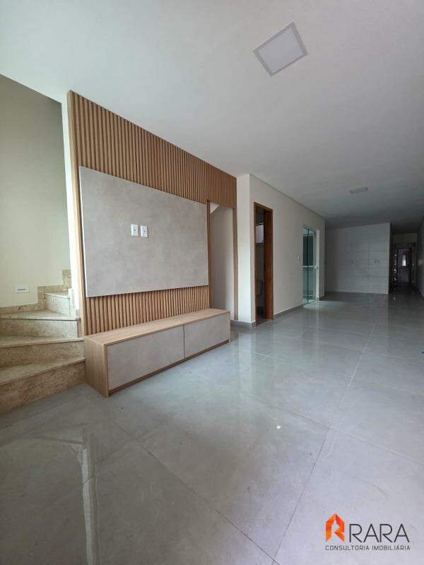 Sobrado à venda com 3 quartos, 139m² - Foto 2