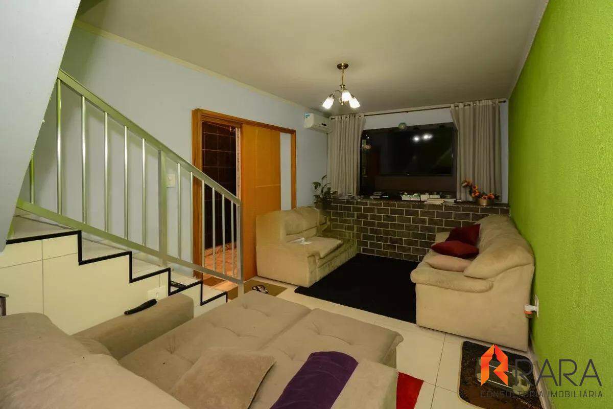 Sobrado para alugar com 3 quartos, 190m² - Foto 1