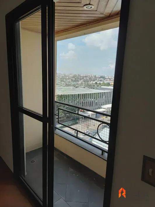 Apartamento para alugar com 3 quartos, 79m² - Foto 3