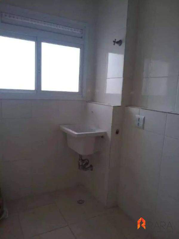 Apartamento para alugar com 2 quartos, 64m² - Foto 16