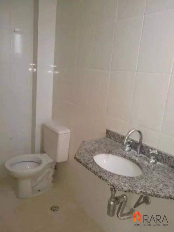 Apartamento para alugar com 2 quartos, 64m² - Foto 15