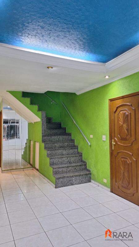 Sobrado à venda com 3 quartos, 150m² - Foto 2